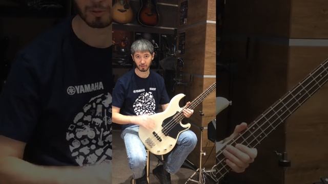 Сардор Шарахмедов рассказывает про бас Yamaha BB234 смотреть онлайн