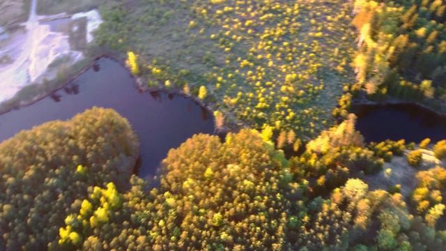 В погоне за поездом. (Hubsan ZINO преследует поезд). смотреть онлайн