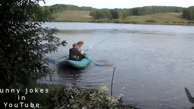 Что если ДЕВУШКИ пойдут на РЫБАЛКУ ТОП ПРИКОЛЫ ДЕВУШКИ ЛОВЯТ РЫБУ смотреть онлайн