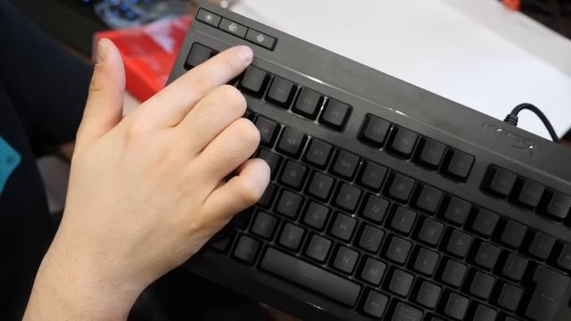 【Alloy Core RGB  レビュー】HyperXから待望の日本語配列キーボードが発売！しかも低価格！！