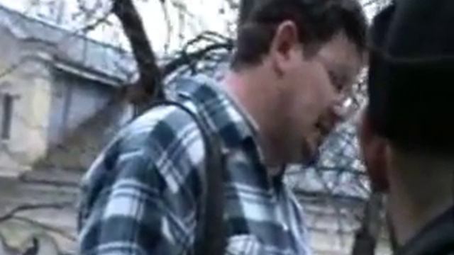Бомжи и поэты слушают Мандельштама (отрывок) смотреть онлайн