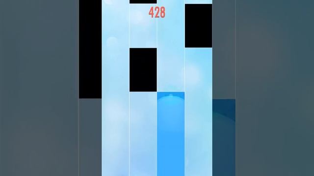 Я игрю в игру Piano Tils 2 смотреть онлайн