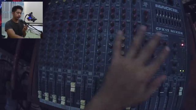MACKIE CFX12  AUDIO MIXER