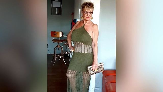 Jane - Mature Women Over 50, Old Age Lady Fashion, Natural Older Women - Mature Attractive Women смотреть онлайн