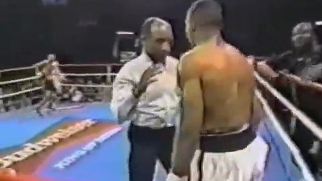 Легенда бокса Рой Джонс-младший VS Томаса Тейта. смотреть онлайн