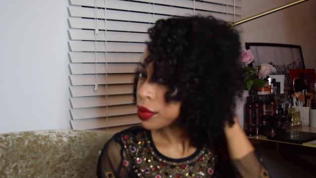 Holiday Glam Wash N' Go ft. As I Am смотреть онлайн