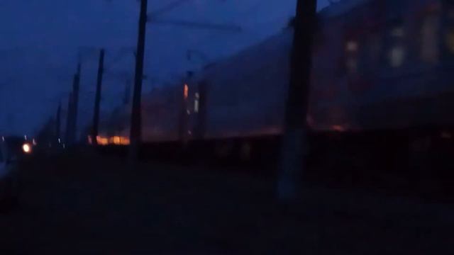 Элетровоз ЭП1М-*** С поездом Кисловодск-СПБ смотреть онлайн
