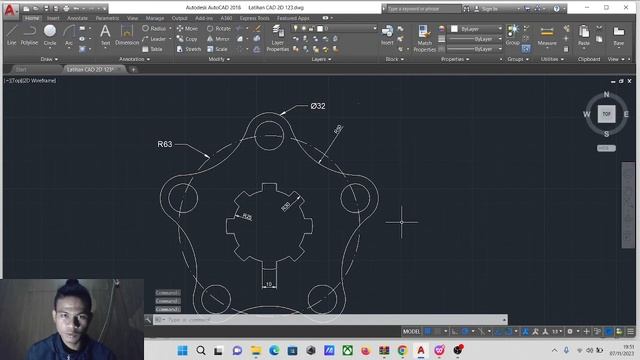 LATIHAN AUTOCAD 2D 5 смотреть онлайн