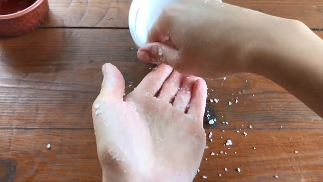 КАК ОМОЛОДИТЬ РУКИ в домашних условиях ЗА 5 МИНУТ ?|| вы будете В ШОКЕ от результата?