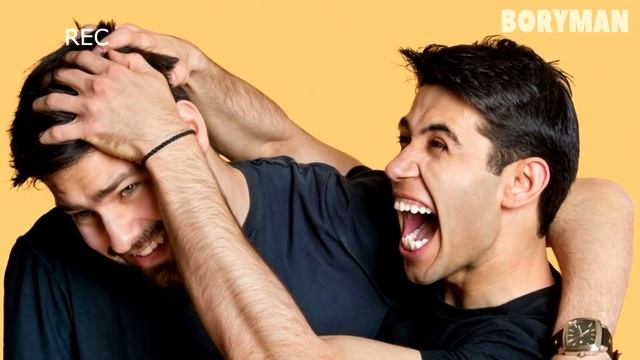 МОЙ ДРУГ ДАЛ ЦЫГАНКЕ ДЕНЬГИ БАНКА ПРИКОЛОВ И ПОСЛЕ ЭТОГО ЕГО ЖИЗНЬ ПЕРЕВЕРНУЛАСЬ...