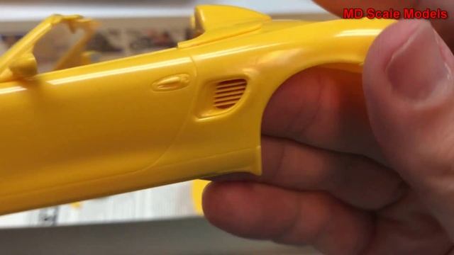 Tamiya 1:24 2001 Porsche Boxster Kit Review смотреть онлайн