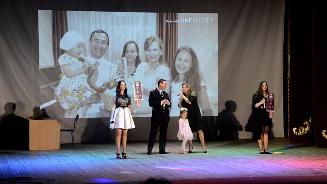 Семья Ахмеровых. Авторское попурри "От лейтенанта до подполковника" смотреть онлайн