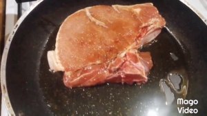 СТЕЙК-АНТРЕКОТ ИЗ СВИНИНЫ, БЫСТРЫЙ УЖИН, МУЖЧИНЫ БУДУТ ДОВОЛЬНЫ