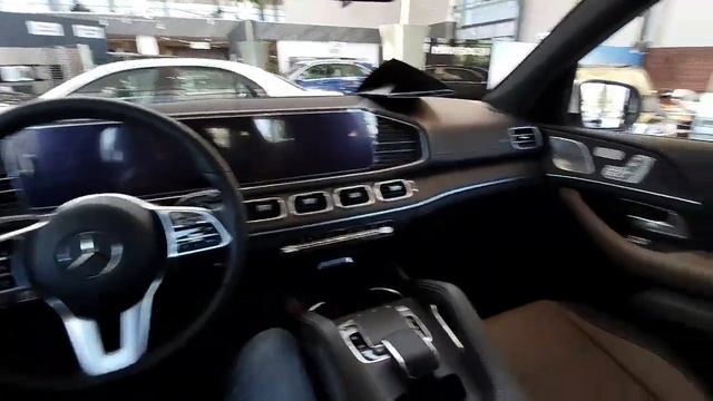 Mercedes GLE 2019. Мини-обзор салона смотреть онлайн