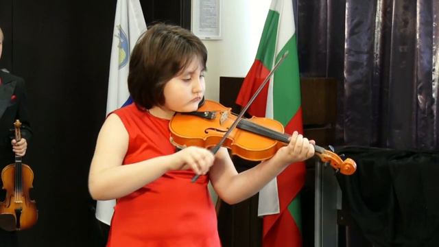 Скрипка вместо букваря - солисты