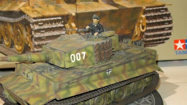 танк TIGER 1 late version 1/35 TAMIYA смотреть онлайн