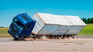 ГЕНИАЛЬНЫЕ ВОДИТЕЛИ, КОТОРЫЕ ДЕЛАЮТ НЕРЕАЛЬНЫЕ ВЕЩИ