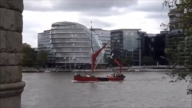 LONDON BRIDGE IS FALLING DOWN - English Nursery Rhyme #londonbridge смотреть онлайн