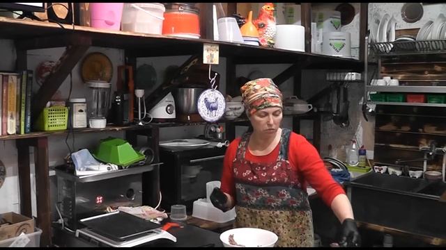 КОЗИЙ СЫР В ЗОЛЕ смотреть онлайн