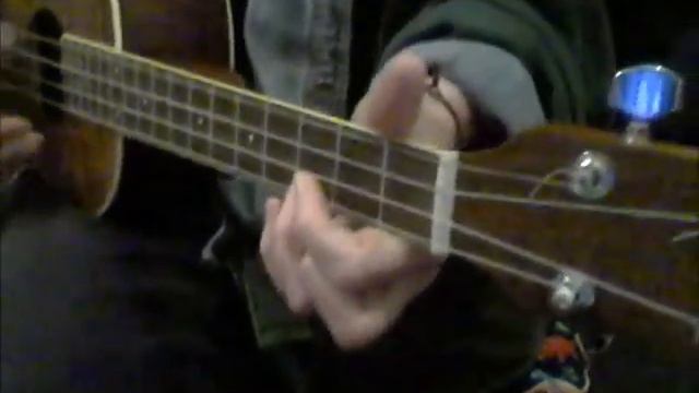 SITTING HERE - t rex - baritone ukulele смотреть онлайн