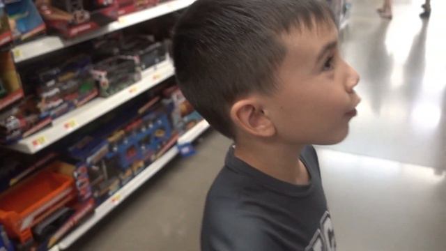 Best Christmas gift ideas for a 6 to 8 year old boy on a budget смотреть онлайн