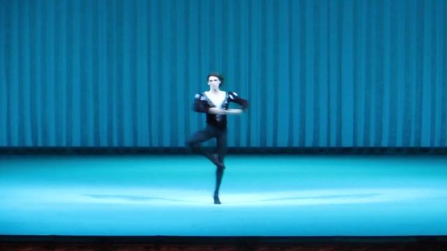 Никита Сухоруков - Вариация Альберта из балета "Жизель" смотреть онлайн