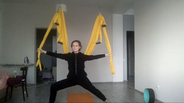 Йога для беременных/Позы стоя смотреть онлайн