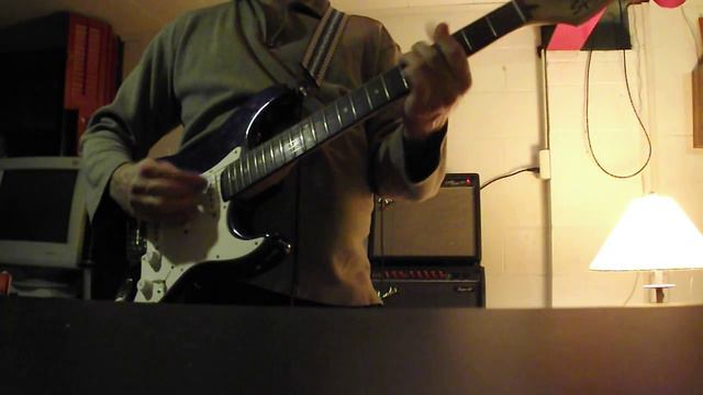 Fender Squire Affinity in Blurple (Purplish Blue) w/ Cort Electronics. Blues licks & Floyd snippet смотреть онлайн