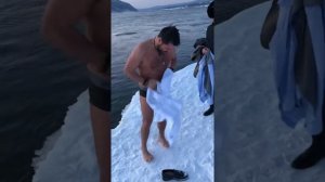 Исток реки Ангара из озера Байкал