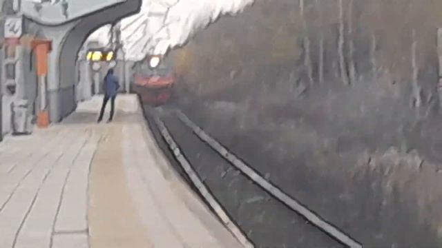 Электропоезд ЭД4М-0326/0037 с сообщением Москва(Курский Вокзал)-Электрогорск. смотреть онлайн