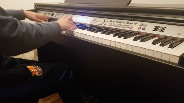 Polyushko Pole Piano/Полюшко Поле пианино смотреть онлайн