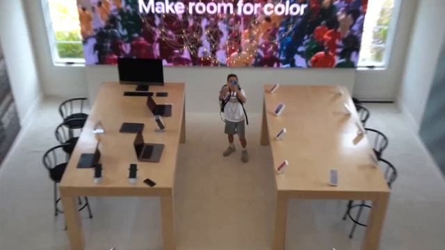 We ROBBED The APPLE STORE.. ? | The Royalty Family