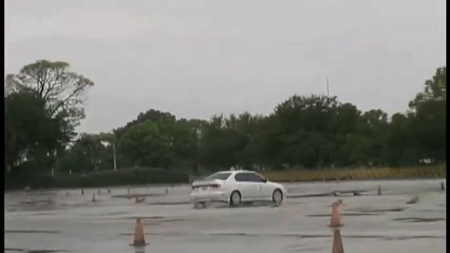 Autocross Infiniti G20 смотреть онлайн