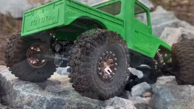 Sunday evening cruise #fj45 #toyota #crawler #offroad #4x4 #goodtimes #scx24 смотреть онлайн
