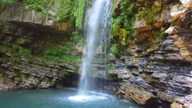 Лазаревское. Своим ходом на водопад Игристый.