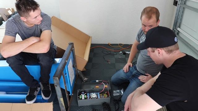 The LZ Garage Project: TwinBusch Lift & AirKing Fans Video 1 of 3 смотреть онлайн