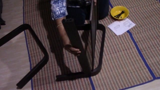 IKEA Do-It-Yourself - POANG Foot Stool - Unboxing & Assembly смотреть онлайн