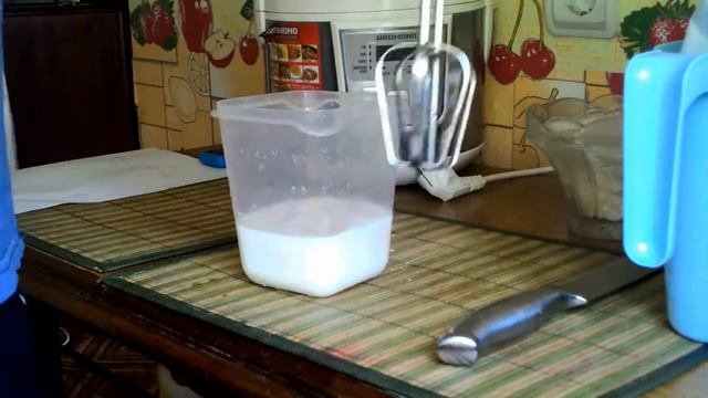 МОЛОЧНЫЙ БАНАНОВЫЙ КОКТЕЙЛЬ СВОИМИ РУКАМИ