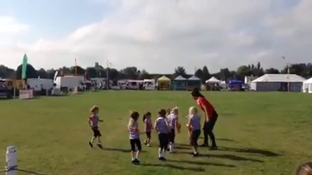 ENA Dance 3-6 year olds Epworth Show смотреть онлайн