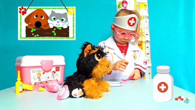Лиана играет в клинику для животных и салон красоты с игрушечной собакой с блохами смотреть онлайн