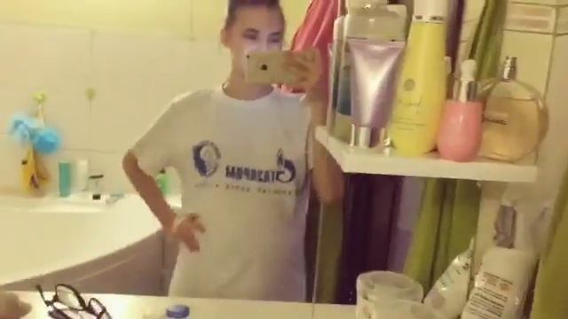 Утренние танцы живота? с добрым утром, друзья?????? продуктивной всем недели??NF смотреть онлайн