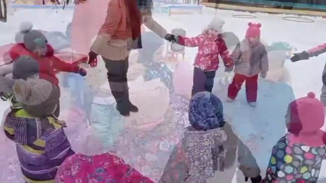 Покормите птиц зимой... смотреть онлайн