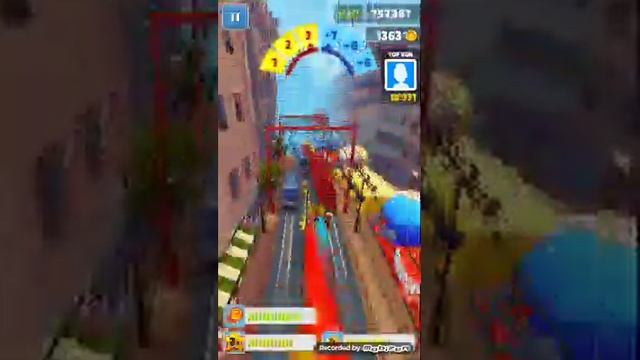 Пытаюсь побить рекорд 1 человека в рейтинге в игре сабвей сёрф смотреть онлайн