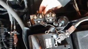 MITSUBISHI PAJERO ставлю востановленые силовые релюхи свечей накала.