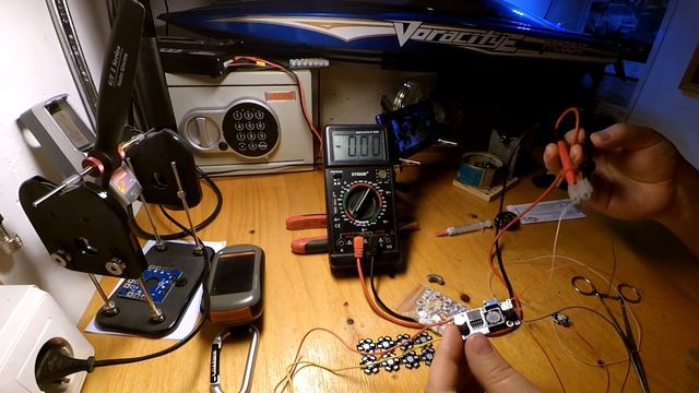 Как запитать мощный диод без резисторов (1W High Power Chip LED)