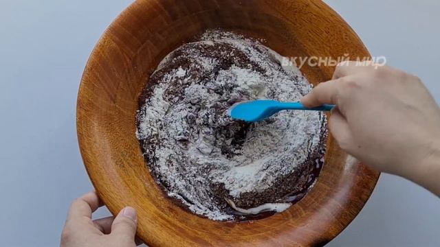 МЕГА ШОКОЛАДНОЕ ПЕЧЕНЬЕ! БРАУНИ ! Легкий рецепт! смотреть онлайн