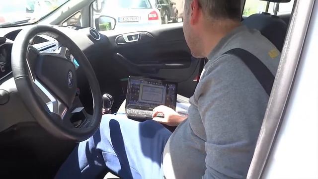 Изтриване на стар и изработване на нов ключ за Ford Fiesta смотреть онлайн