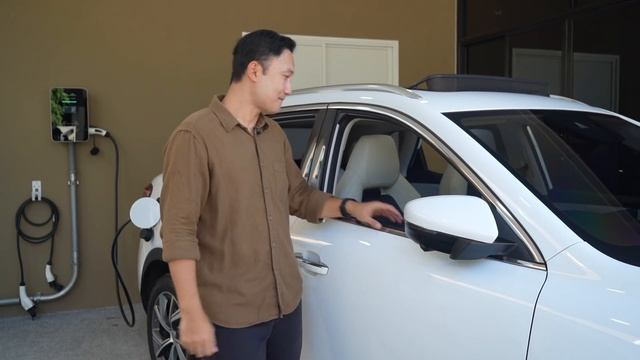 รีวิว MG HS PHEV รถยนต์ไฮบริดเสียบปลั๊ก ลงตัวที่สุดในเรื่องสมรรถนะ ราคาและไม่ต้องเครียดเรื่องหมดไฟ смотреть онлайн