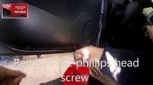 Fiat Panda (2003–2012) door panel removal