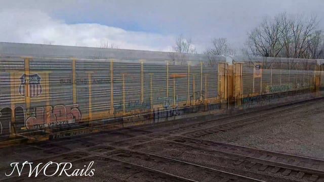 3 CSX trains on the Mount Victory Subdivision in Marion Ohio, including the caboose local. смотреть онлайн